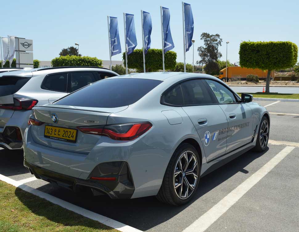 voiture-electrique-bmw